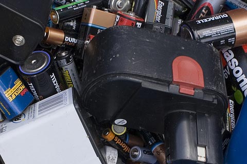 仙桃铁锂电池回收-上门回收报废电池|高价废铅酸电池回收